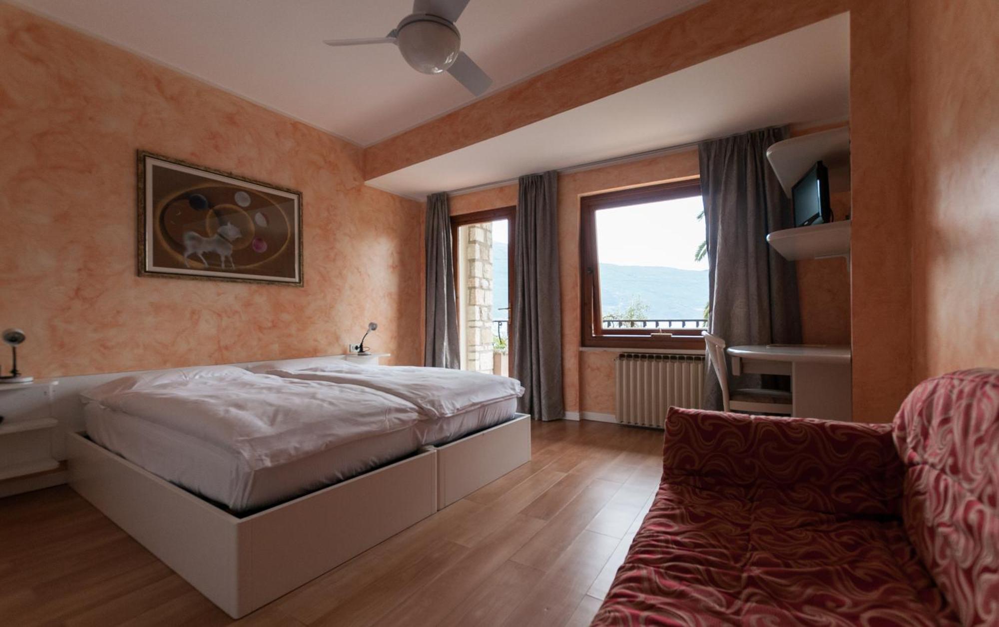 Hotel Forbisicle Tignale Esterno foto