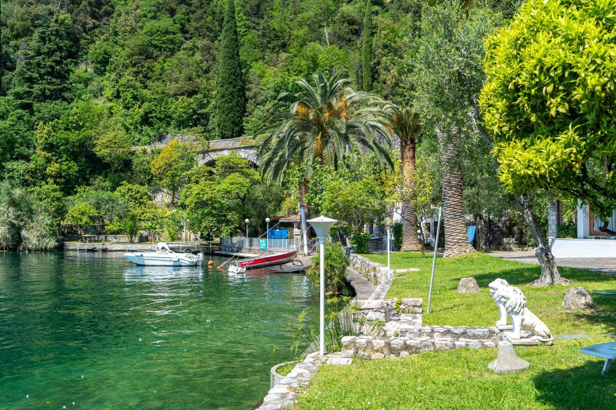 Hotel Forbisicle Tignale Esterno foto