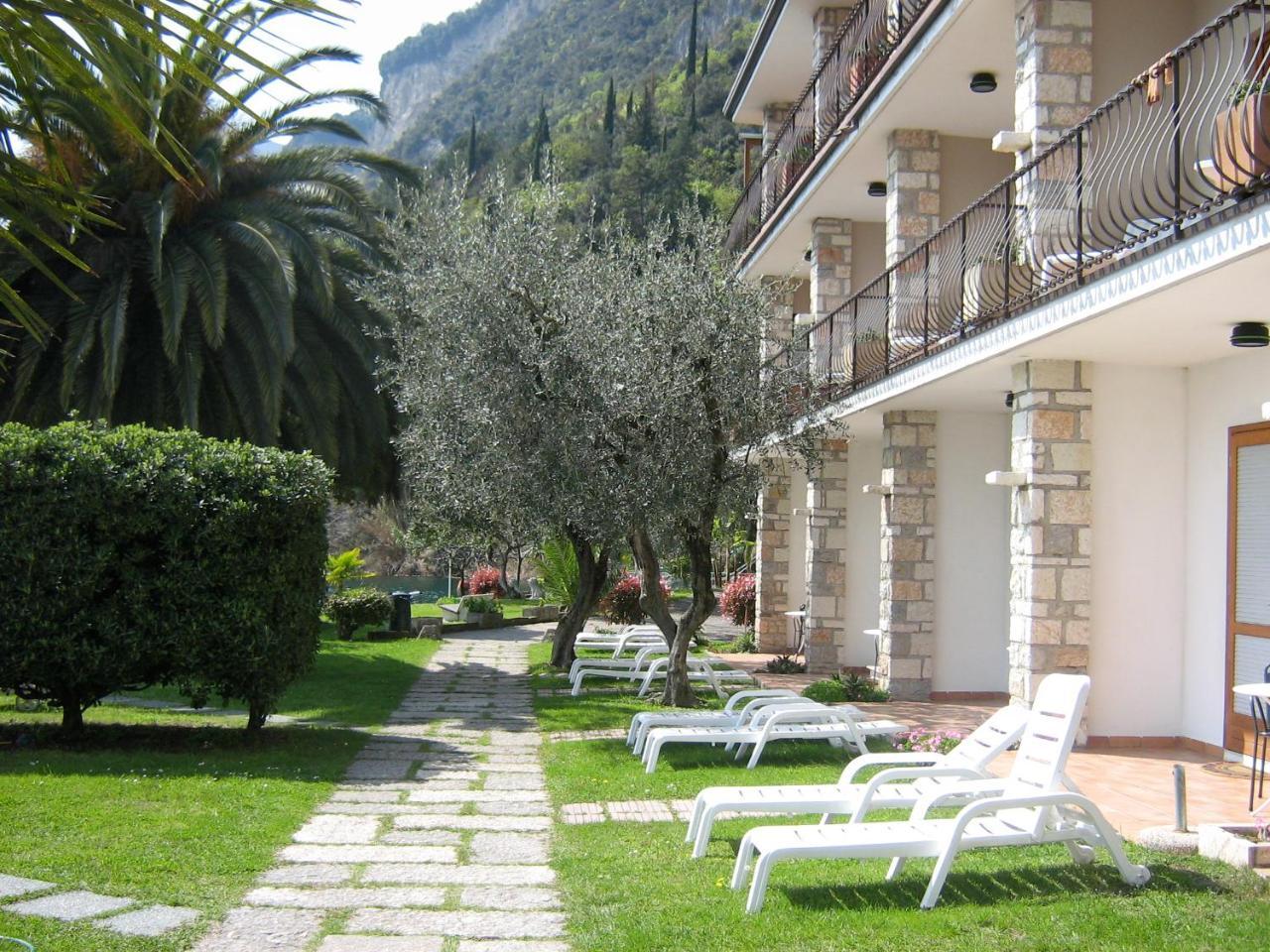 Hotel Forbisicle Tignale Esterno foto